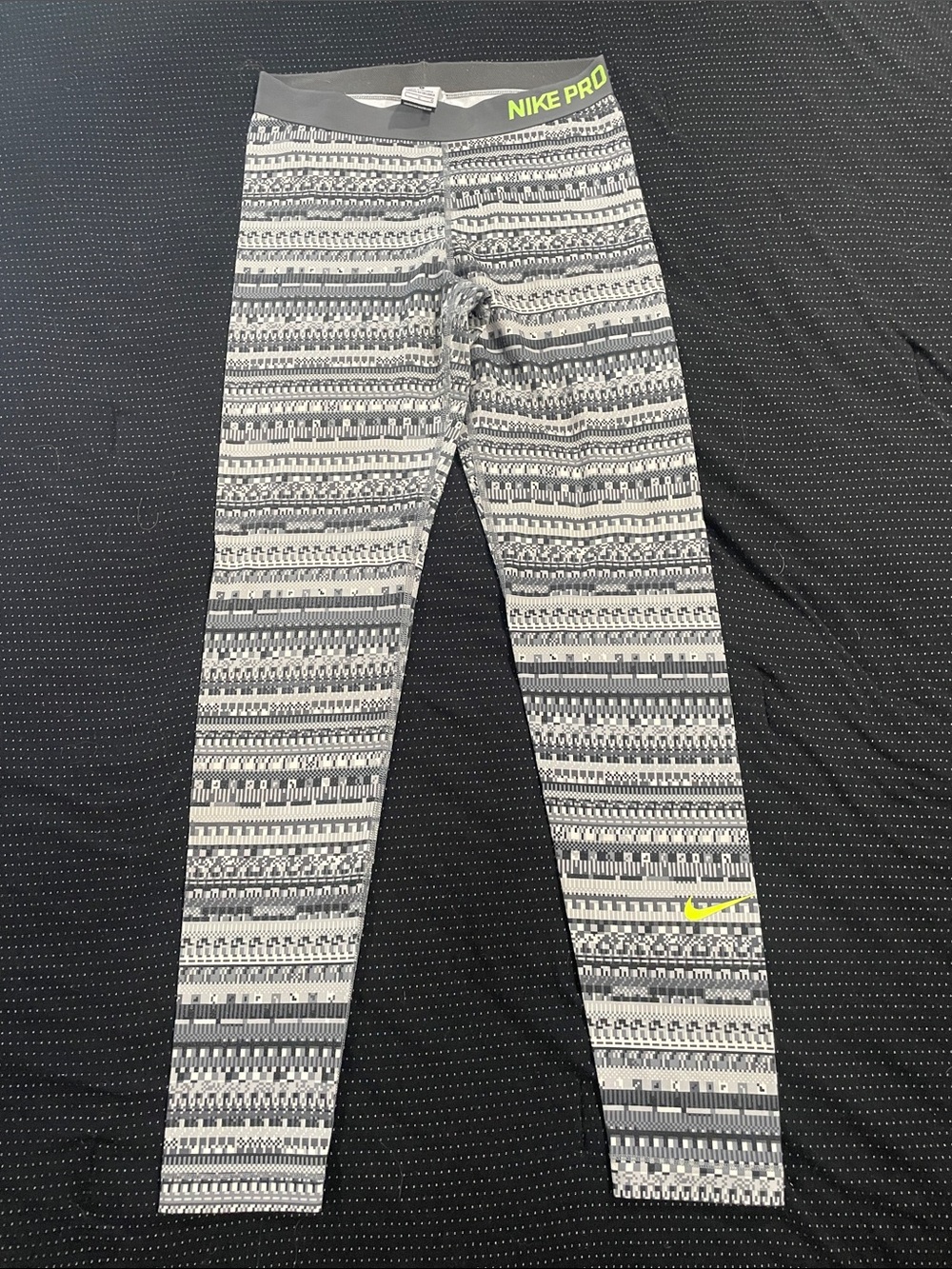 Nike Gray Patterned  Leggings